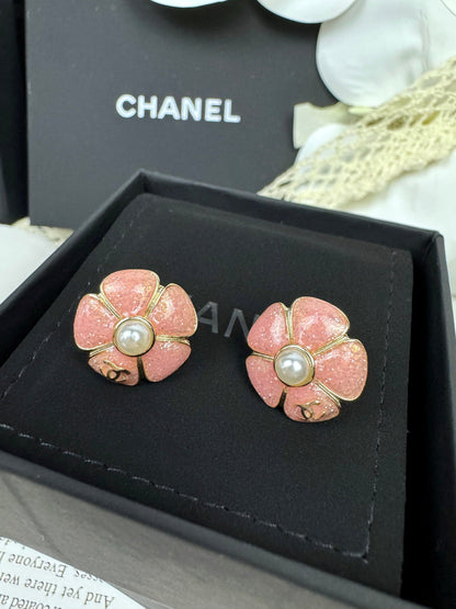 [Resenly Jewelry]26C Pink Camellia Pearl Enamel Stud Earrings