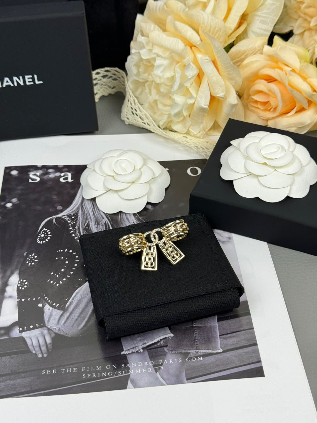 [Resenly Jewelry]25K Hollow Bow Brooch