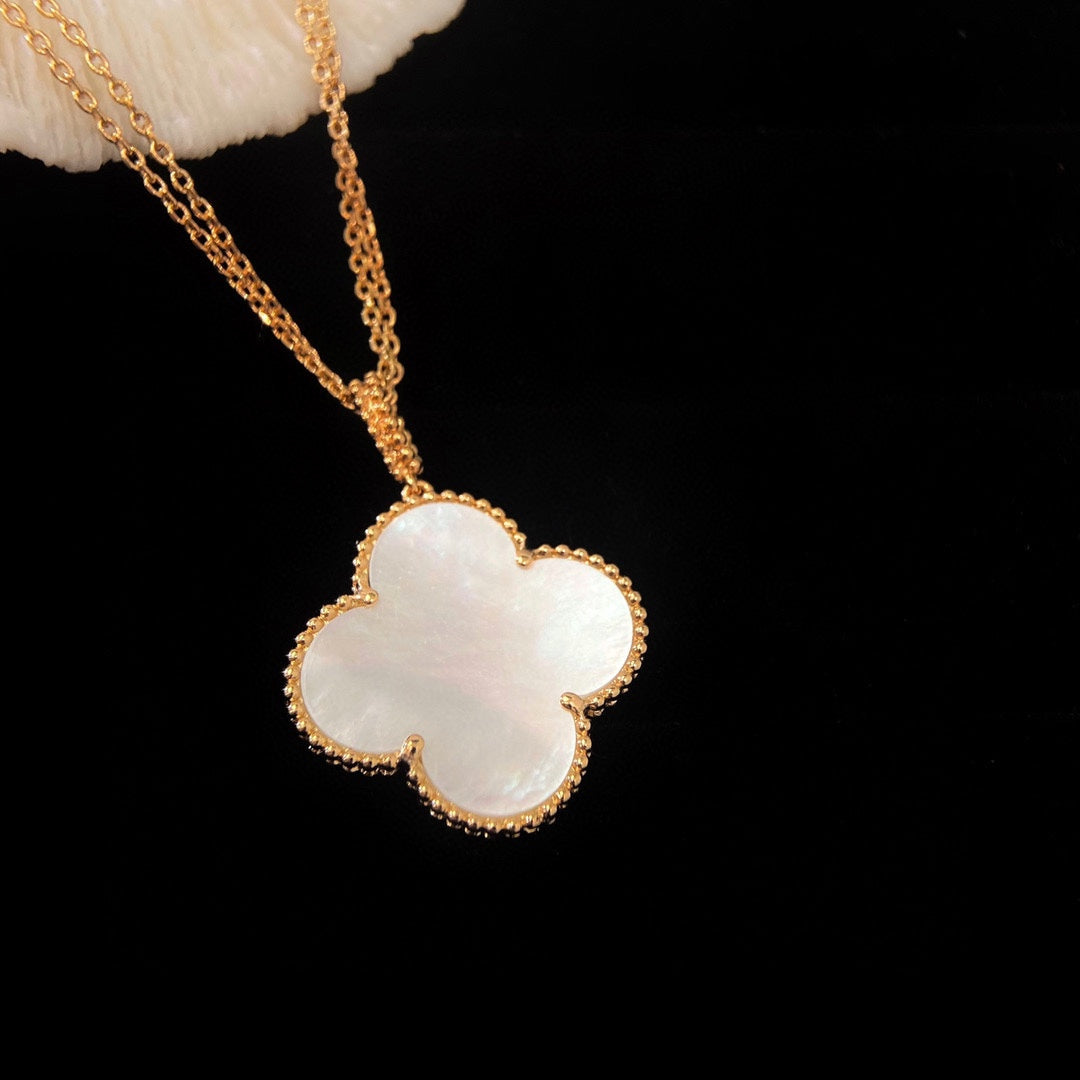 [Resenly Jewelry]CLOVER 25MM MOP LARGE PENDANT NECKLACE