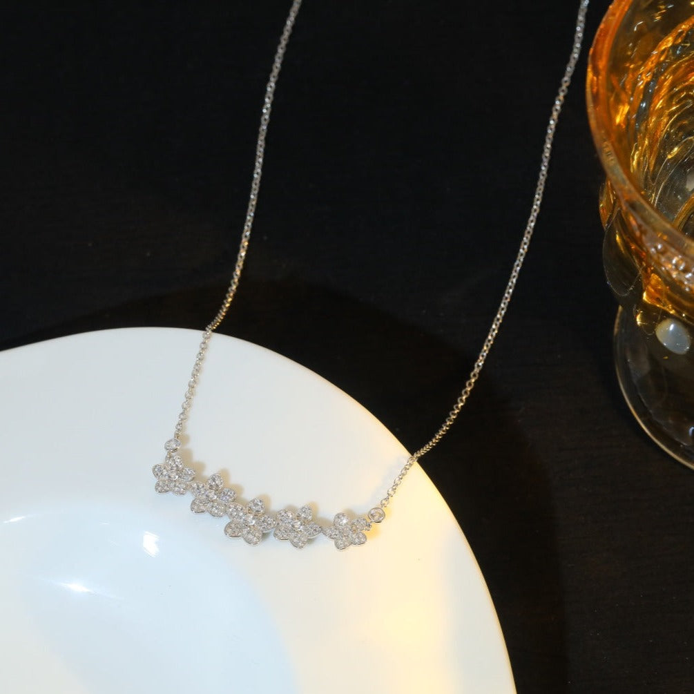[Resenly Jewelry]]wild flower diamond line pendant