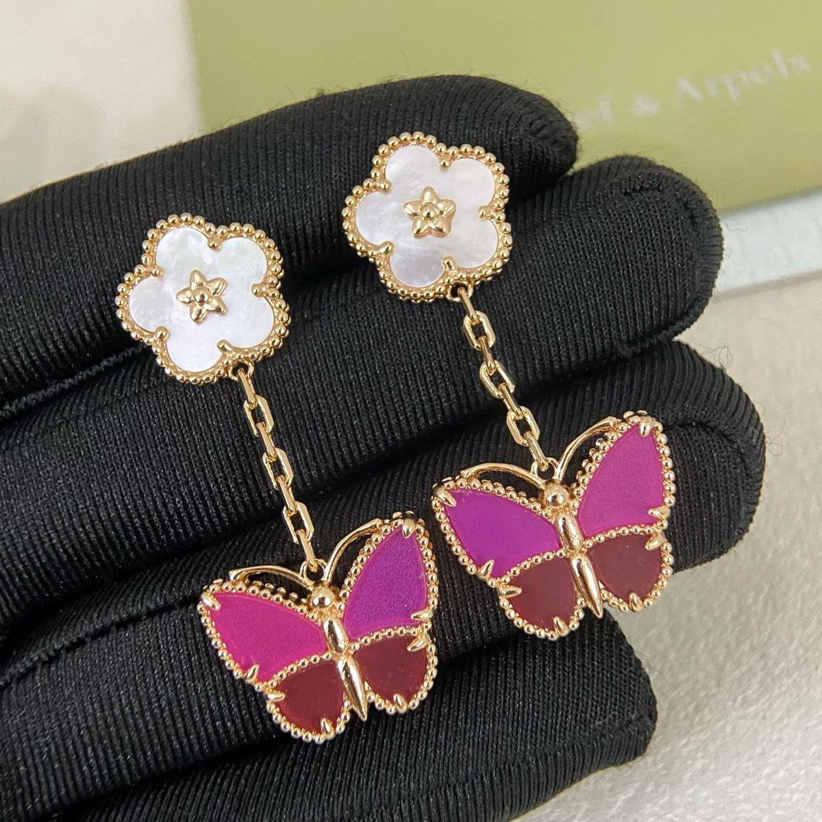 [Resenly Jewelry]ROSE QUARTZ TWO‑FLOWER BUTTERFLY DROP EARRINGS