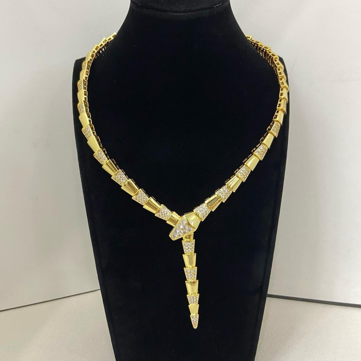 [Resenly Jewelry]NEW WIDE BAND INLAID DIAMOND SNAKE NECKLACE