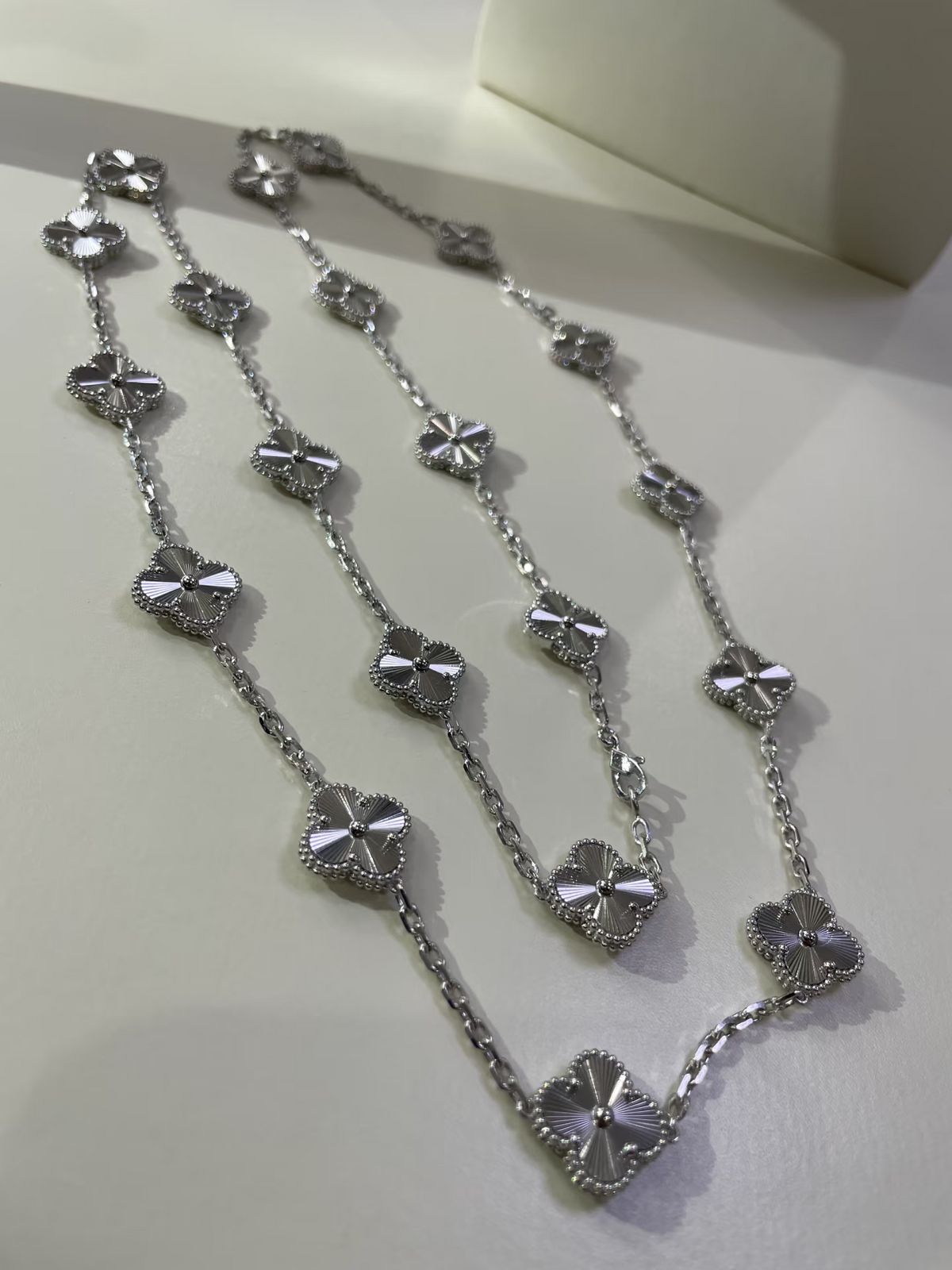 [Resenly Jewelry]CLOVER 20 MOTIFS SILVER LASER