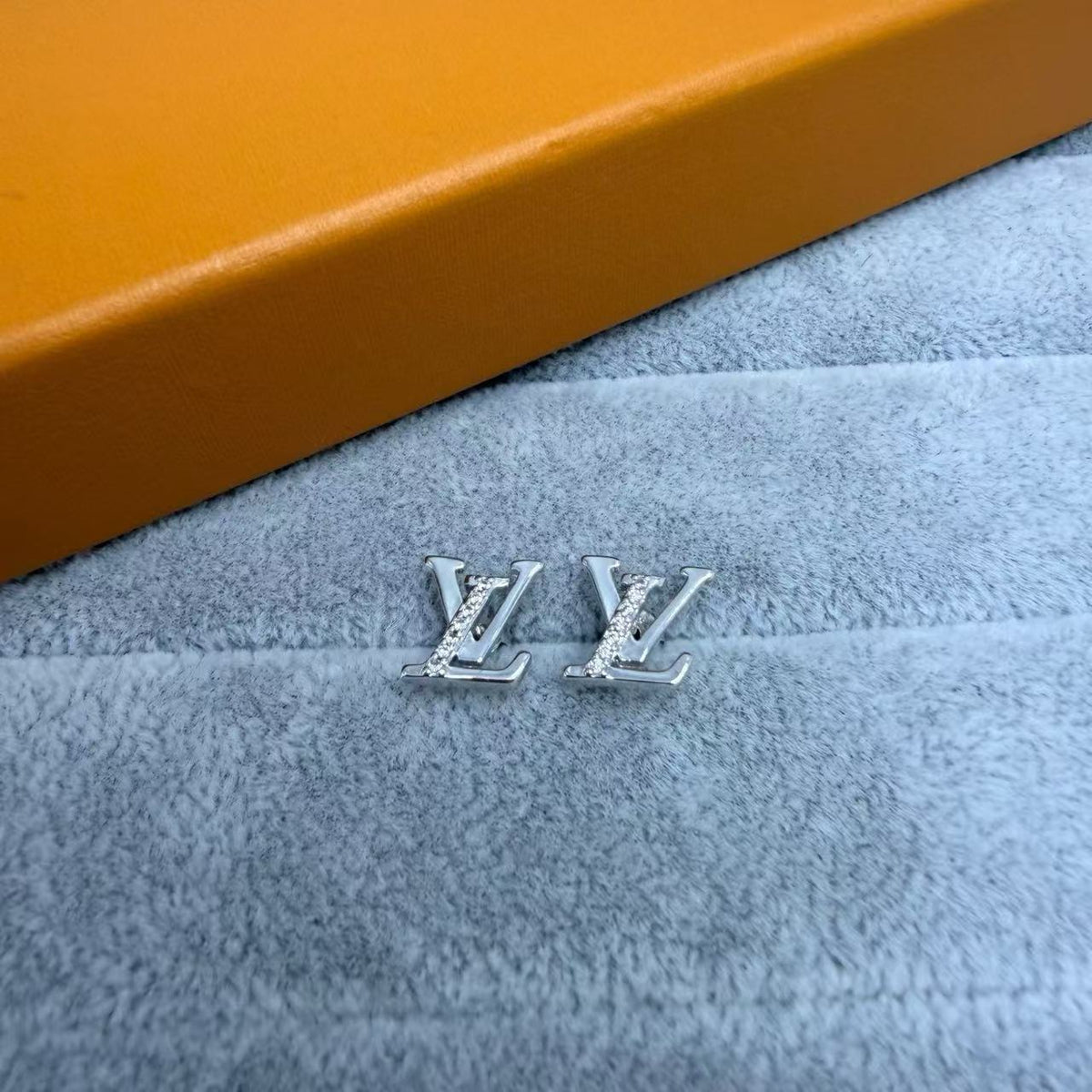[Resenly Jewelry]LETTER STUDS WITH STONES