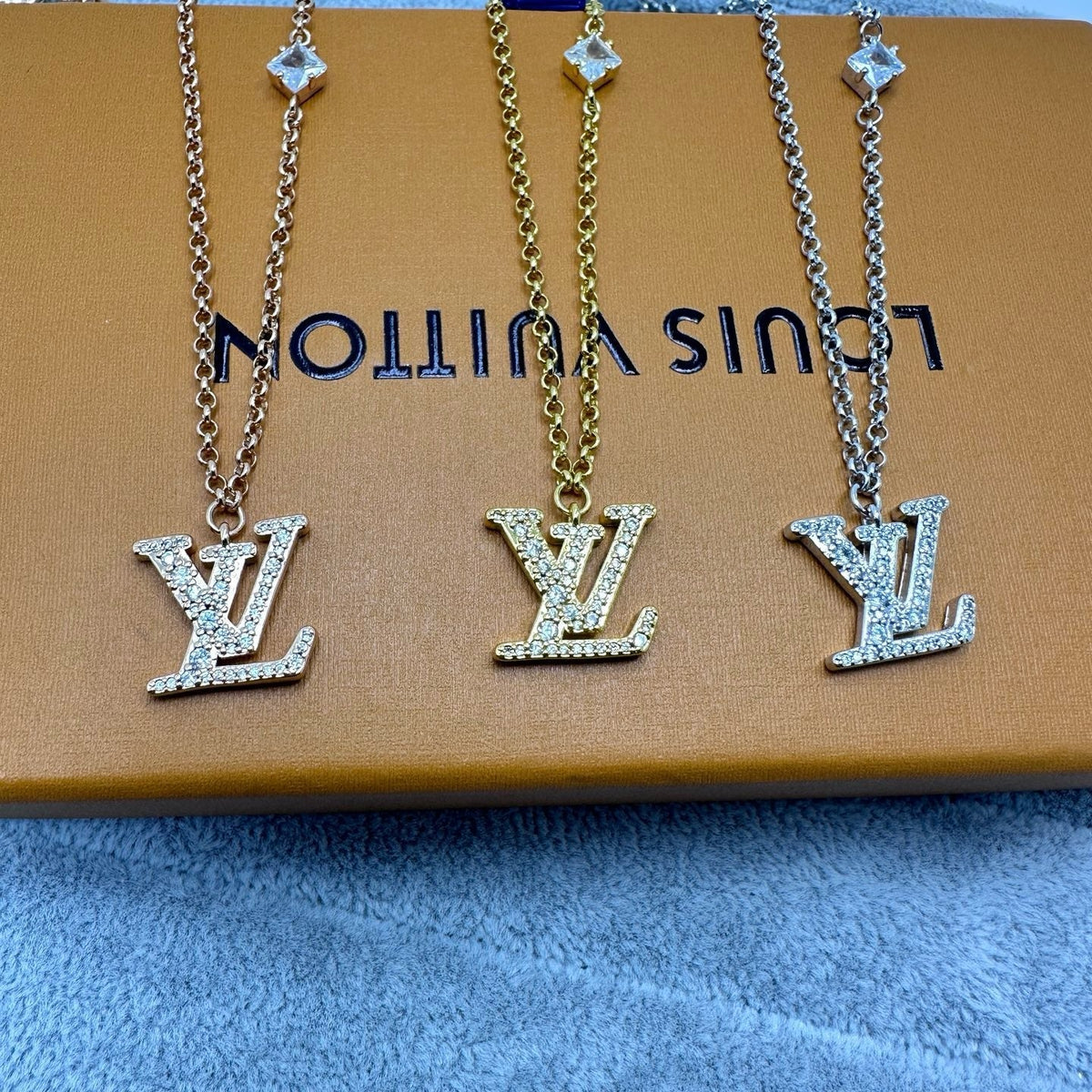 [Resenly Jewelry]FULL DIAMOND LETTER NECKLACE
