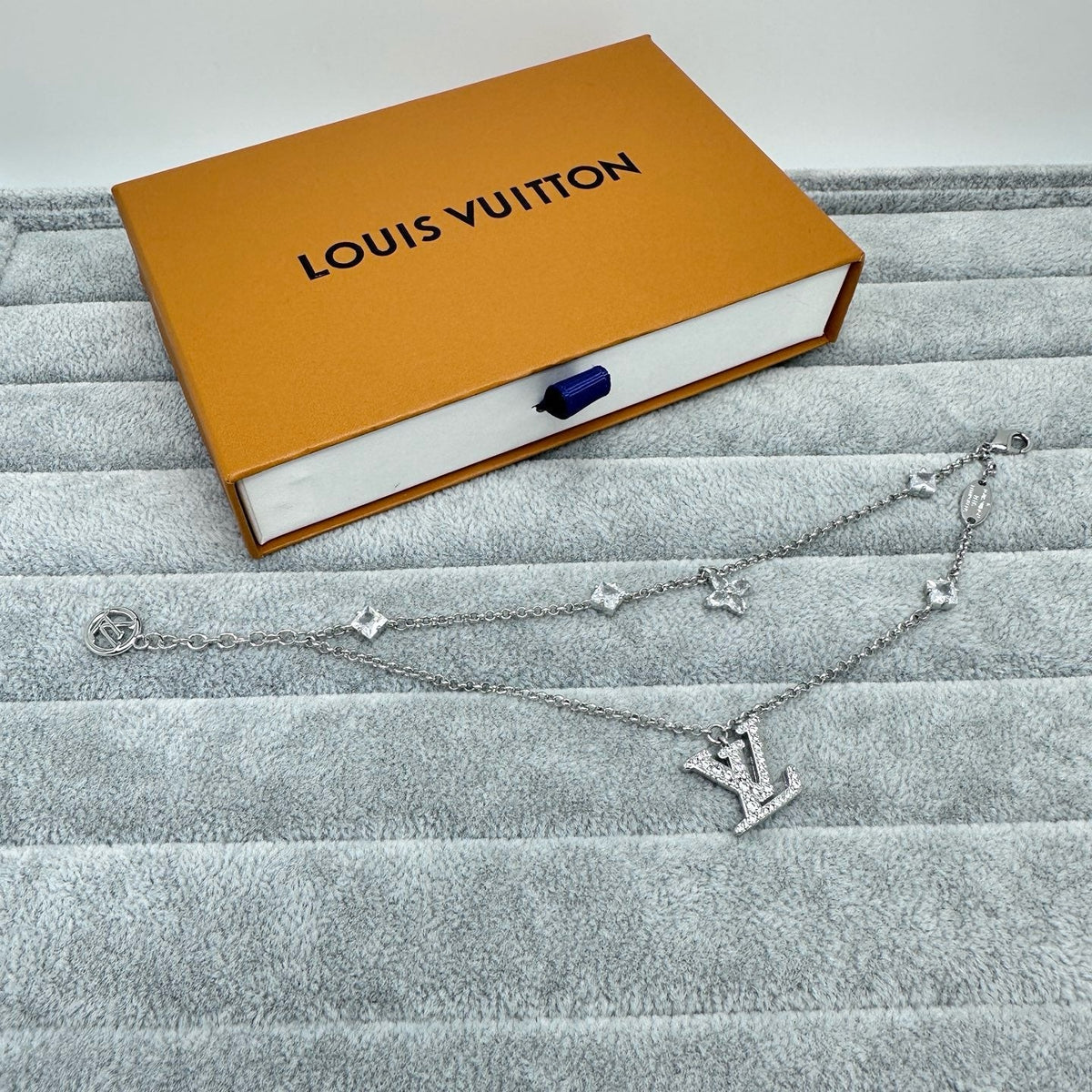 [Resenly Jewelry]FULL DIAMOND LETTER NECKLACE