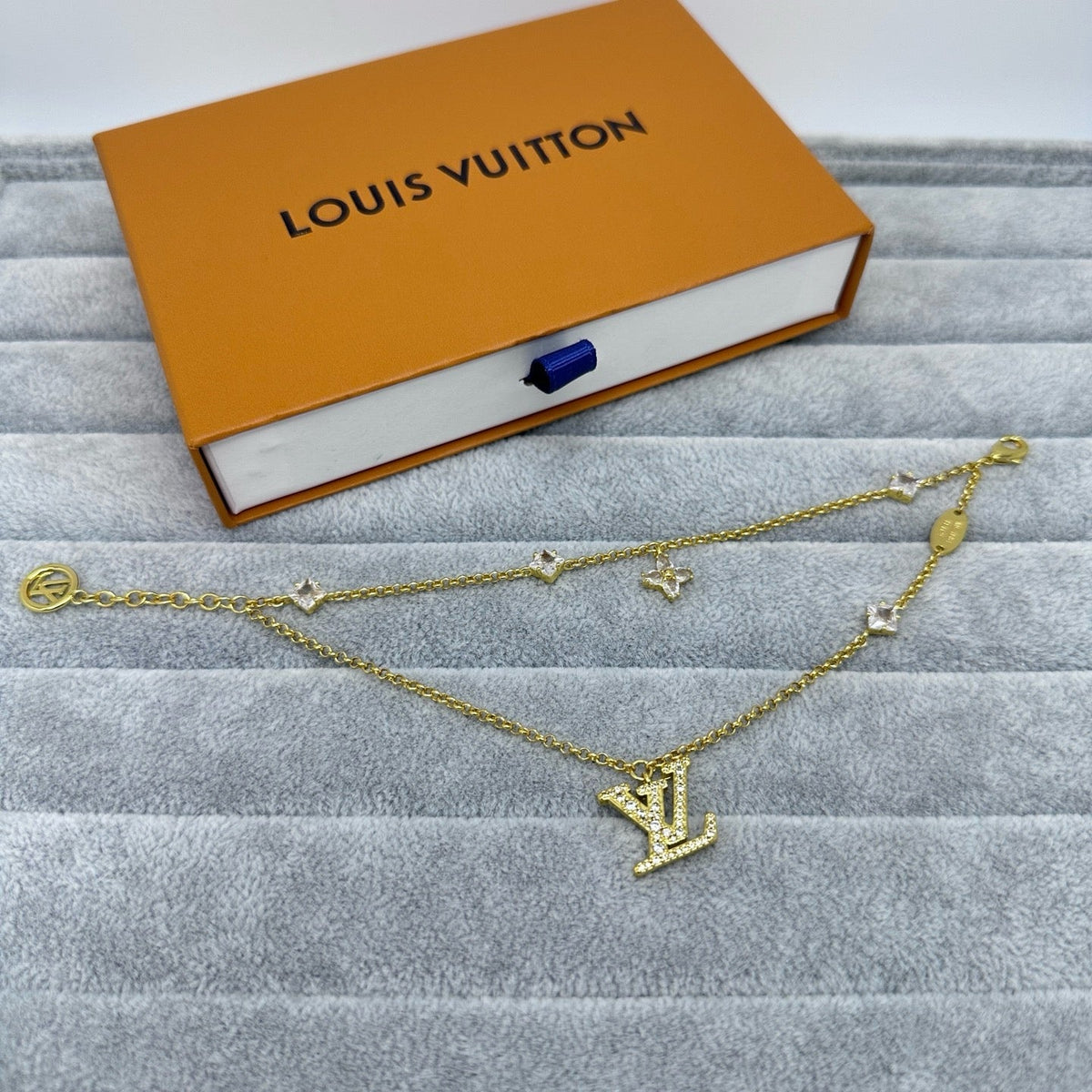 [Resenly Jewelry]FULL DIAMOND LETTER NECKLACE