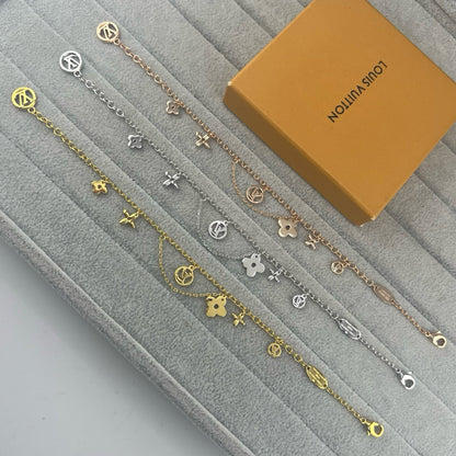 [Resenly Jewelry]SMOOTH MULTI FLOWER BRACELET