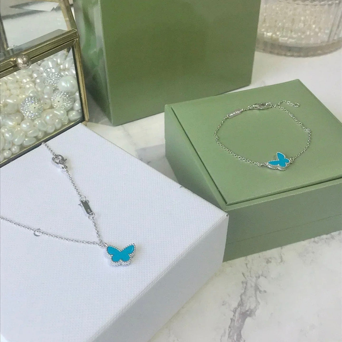 [Resenly Jewelry]BUTTERFLY TURQUOISE BUTTERFLY BRACELET SILVER