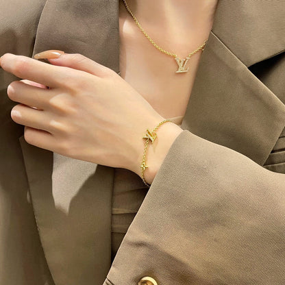 [Resenly Jewelry]LOGO STAR MOTIF GOLD BRACELET