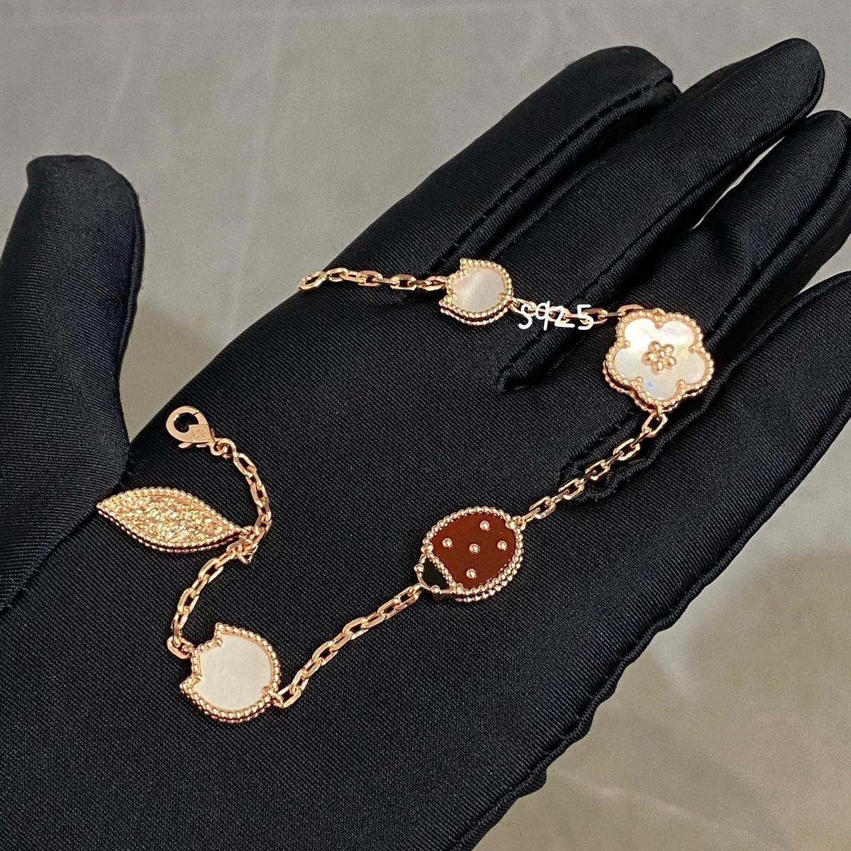 [Resenly Jewelry]LUCKY SPRING 5 MOTIF BRACELET