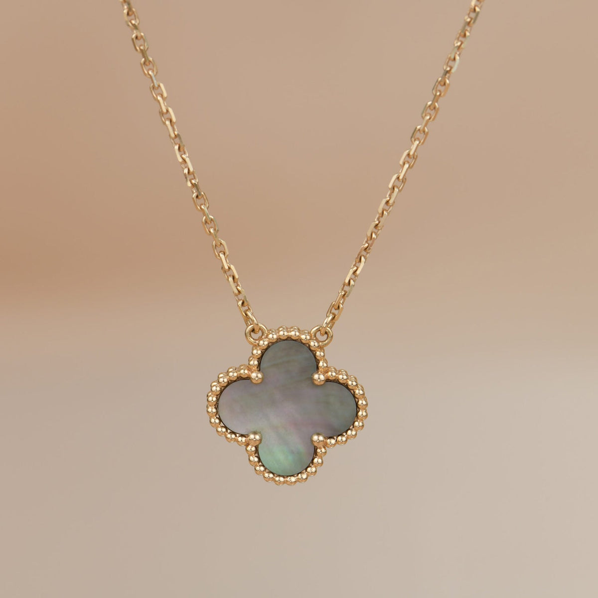 [Resenly Jewelry]CLOVER 15MM  GRAY MOTHER OF PEARL NECKLACE