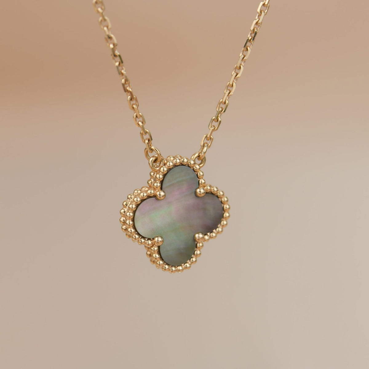 [Resenly Jewelry]CLOVER 15MM  GRAY MOTHER OF PEARL NECKLACE