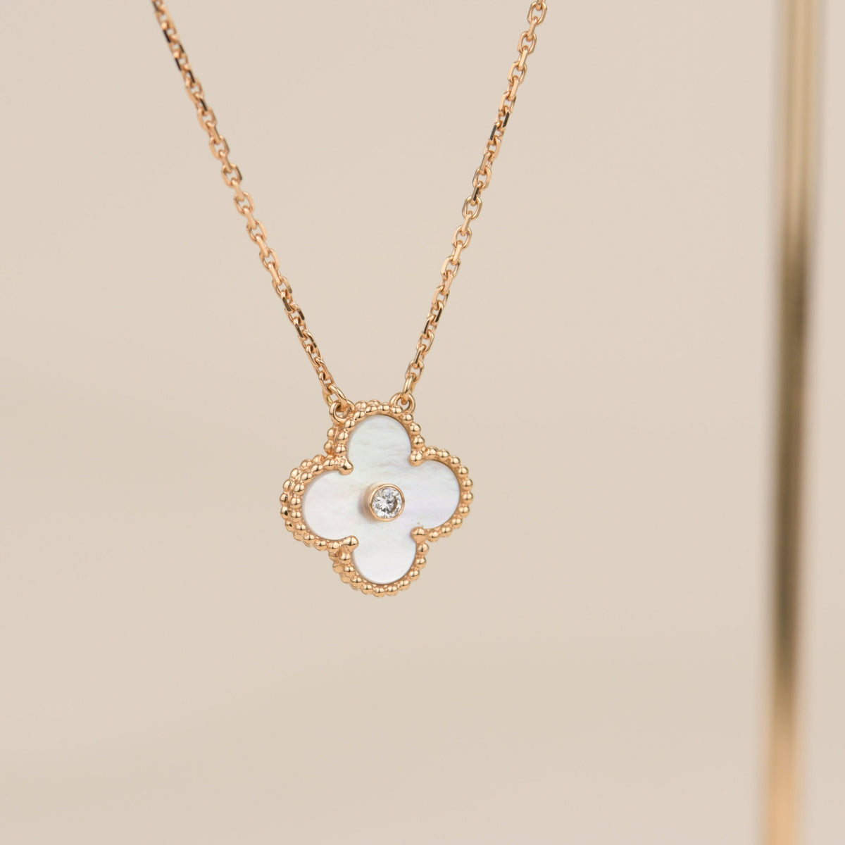 [Resenly Jewelry]CLOVER 15MM DIAMOND WHITE FRITILLARIA NECKLACE