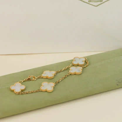 [Resenly Jewelry]CLOVER WHITE PEARL MOP 5 MOTIF BRACELET COLLECTION