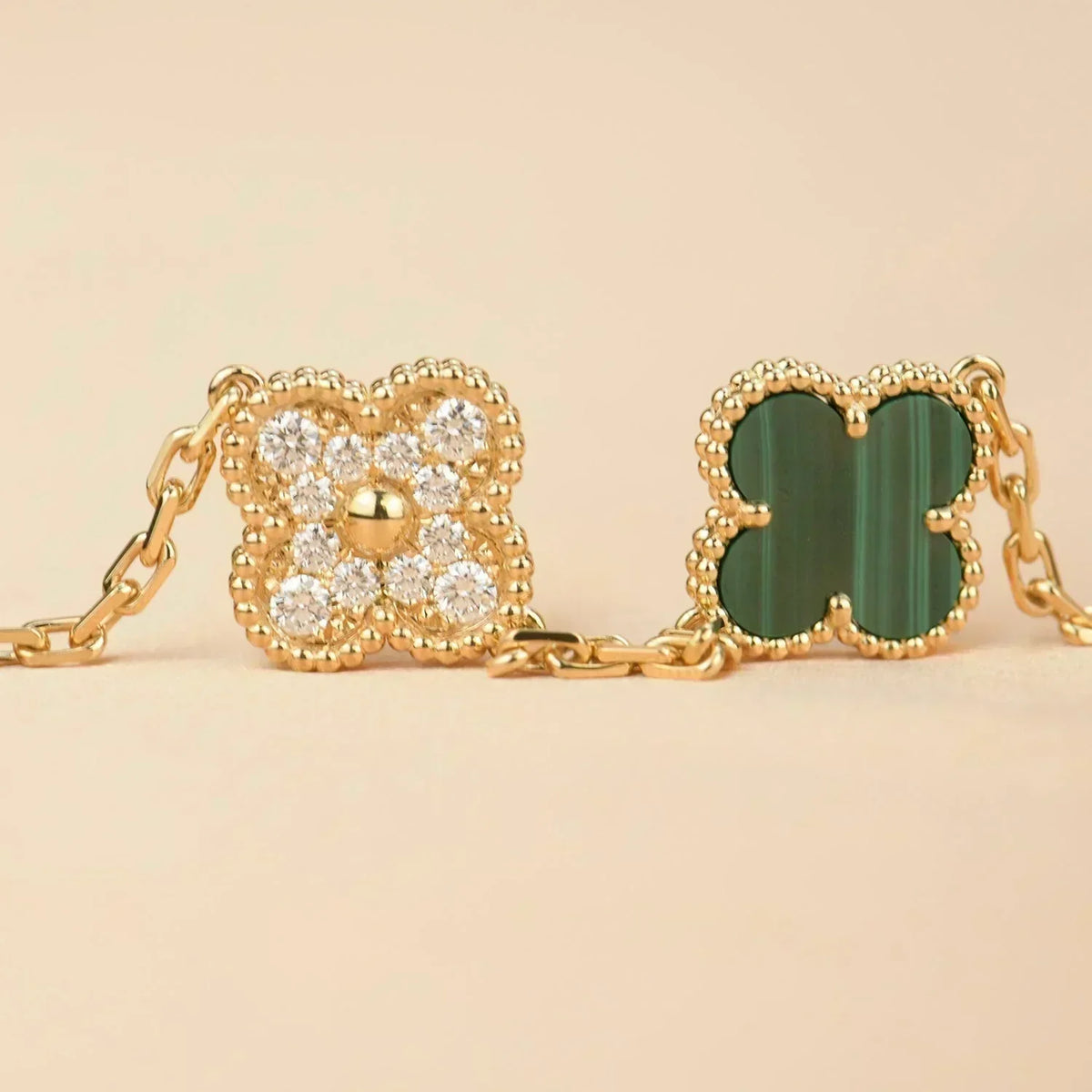 [Resenly Jewelry] CLOVER 5 MOTIF MALACHITE BRACELET COLLECTION