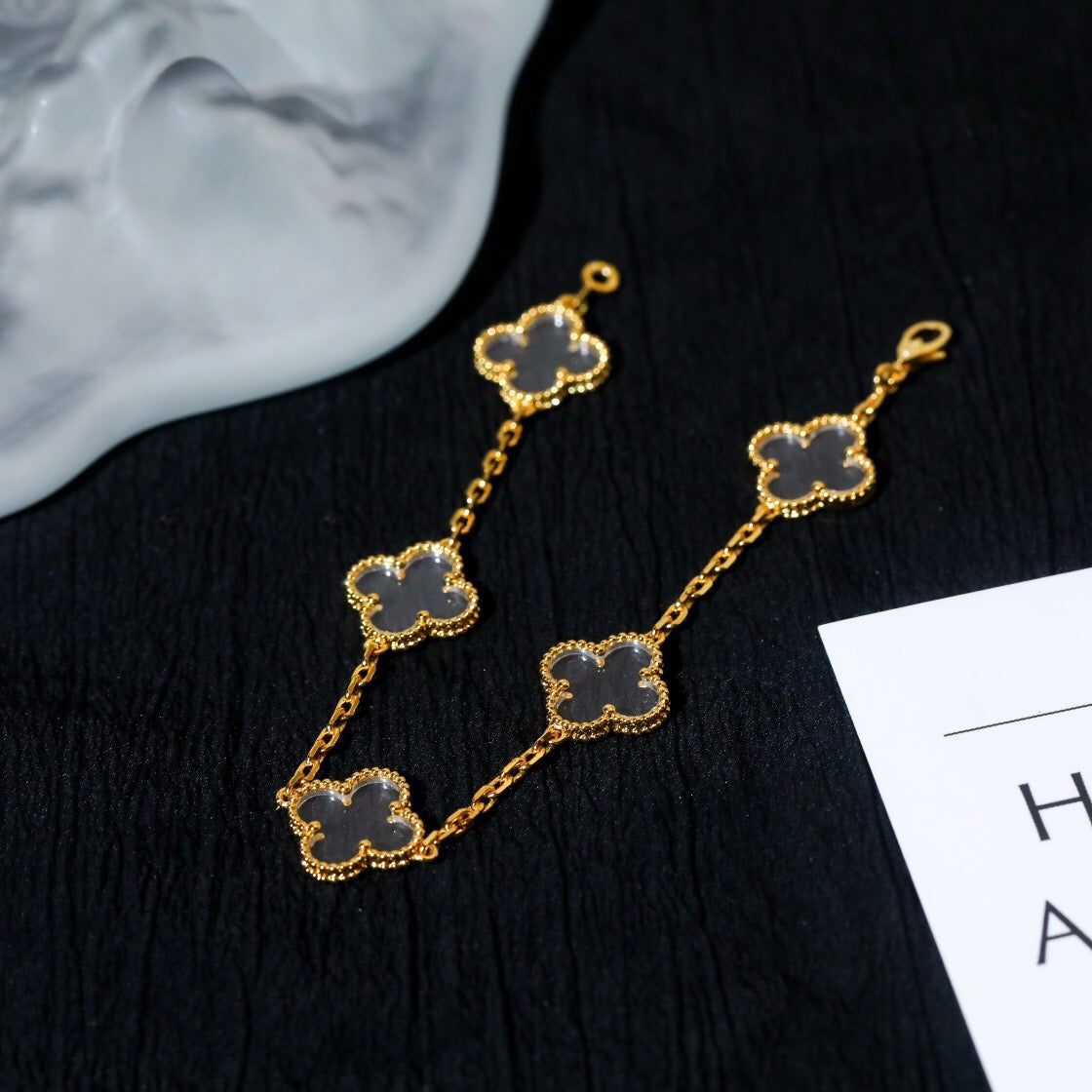 [Resenly Jewelry]CLOVER 5 MOTIF ROCK CRYSTAL BRACELET
