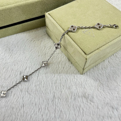 [Resenly Jewelry]CLOVER 6 MOTIF DIAMOND BRACELET