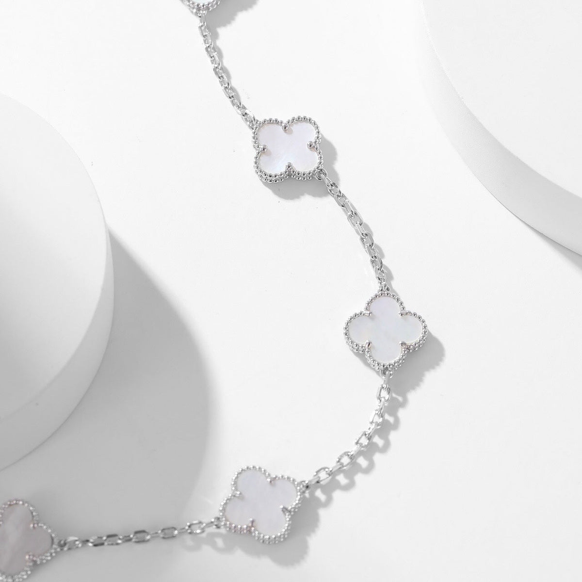 [Resenly Jewelry]CLOVER 10 MOTIFS WHITE MOTHER OF PEARL NECKLACE