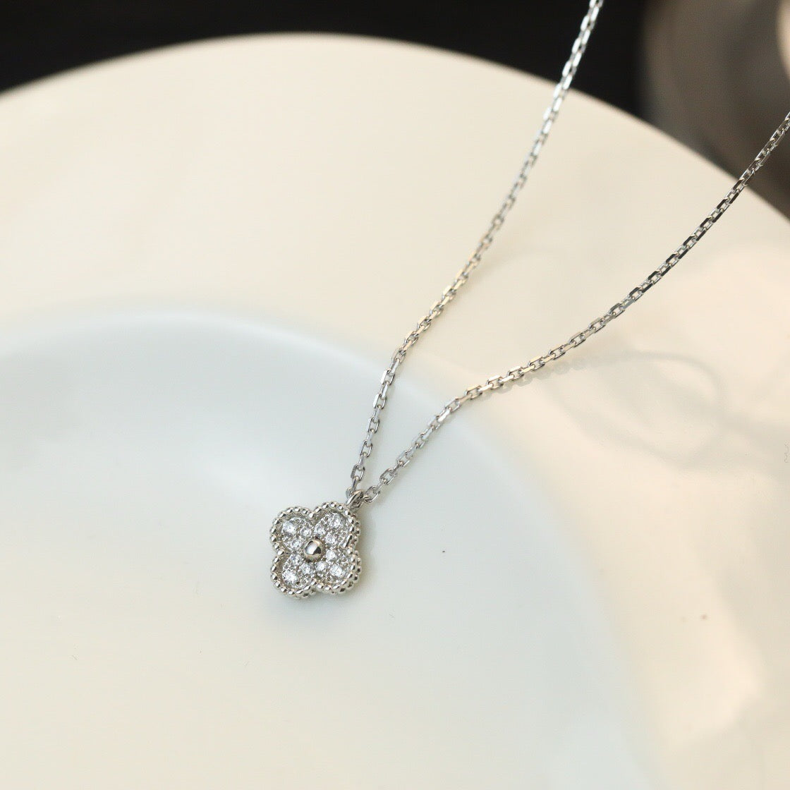 [Resenly Jewelry]CLOVER MINI 9.5MM PENDANT DIAMOND NECKLACE