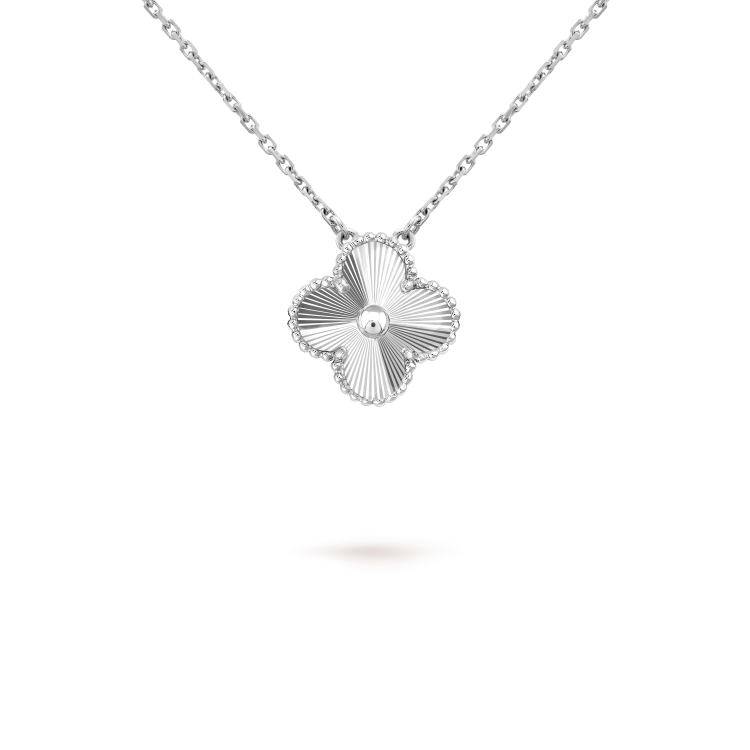 [Resenly Jewelry]CLOVER 15MM LASER NECKLACE SILVER