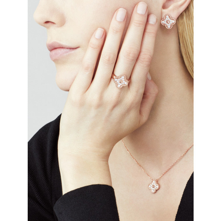 [Resenly Jewelry]CLOVER 15MM DIAMOND SINGLE FLOWER NECKLACE