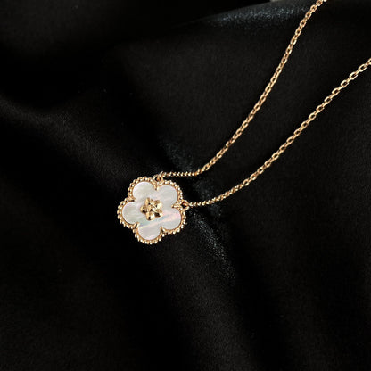 [Resenly Jewelry]LUCKY  WHITE MOP  PLUM BLOSSOM NECKLACE