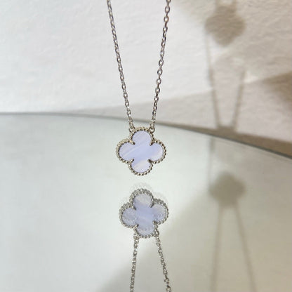 [Resenly Jewelry]CLOVER 15MM BLUE CHALCEDONY NECKLACE SILVER