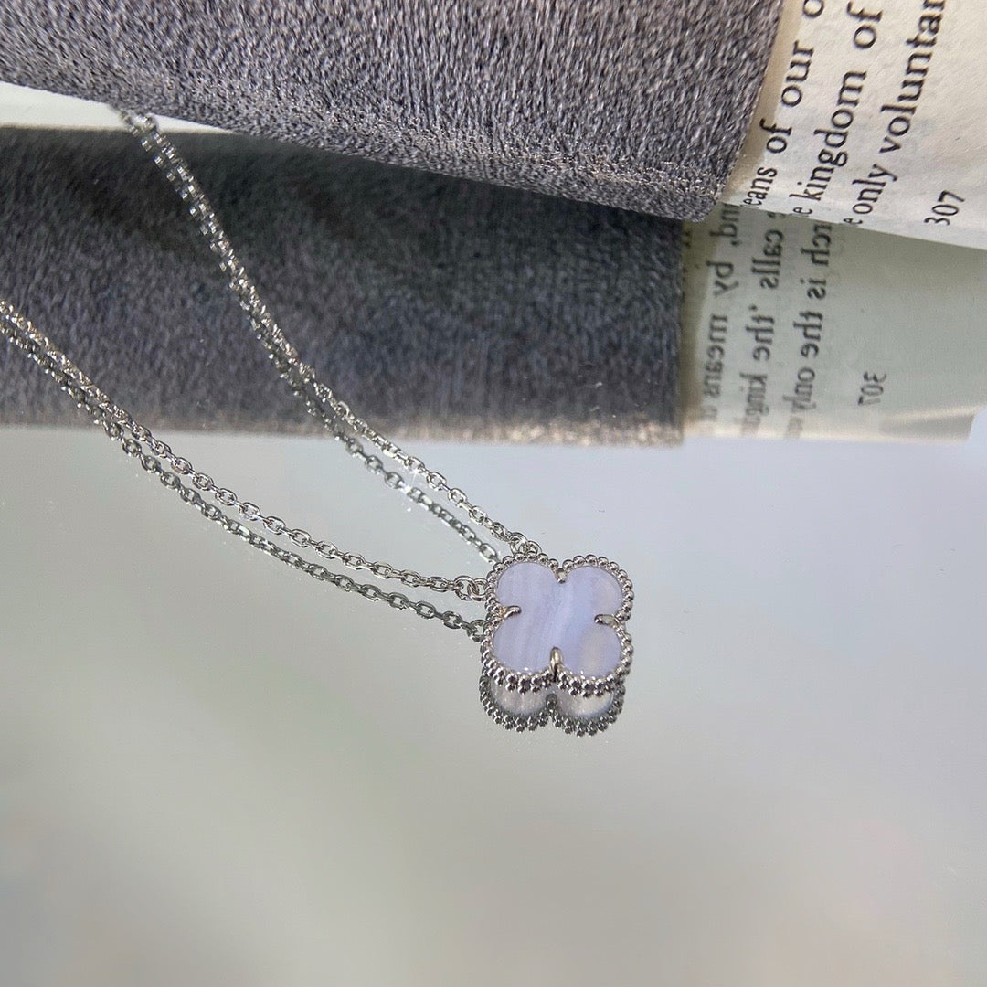 [Resenly Jewelry]CLOVER 15MM BLUE CHALCEDONY NECKLACE SILVER