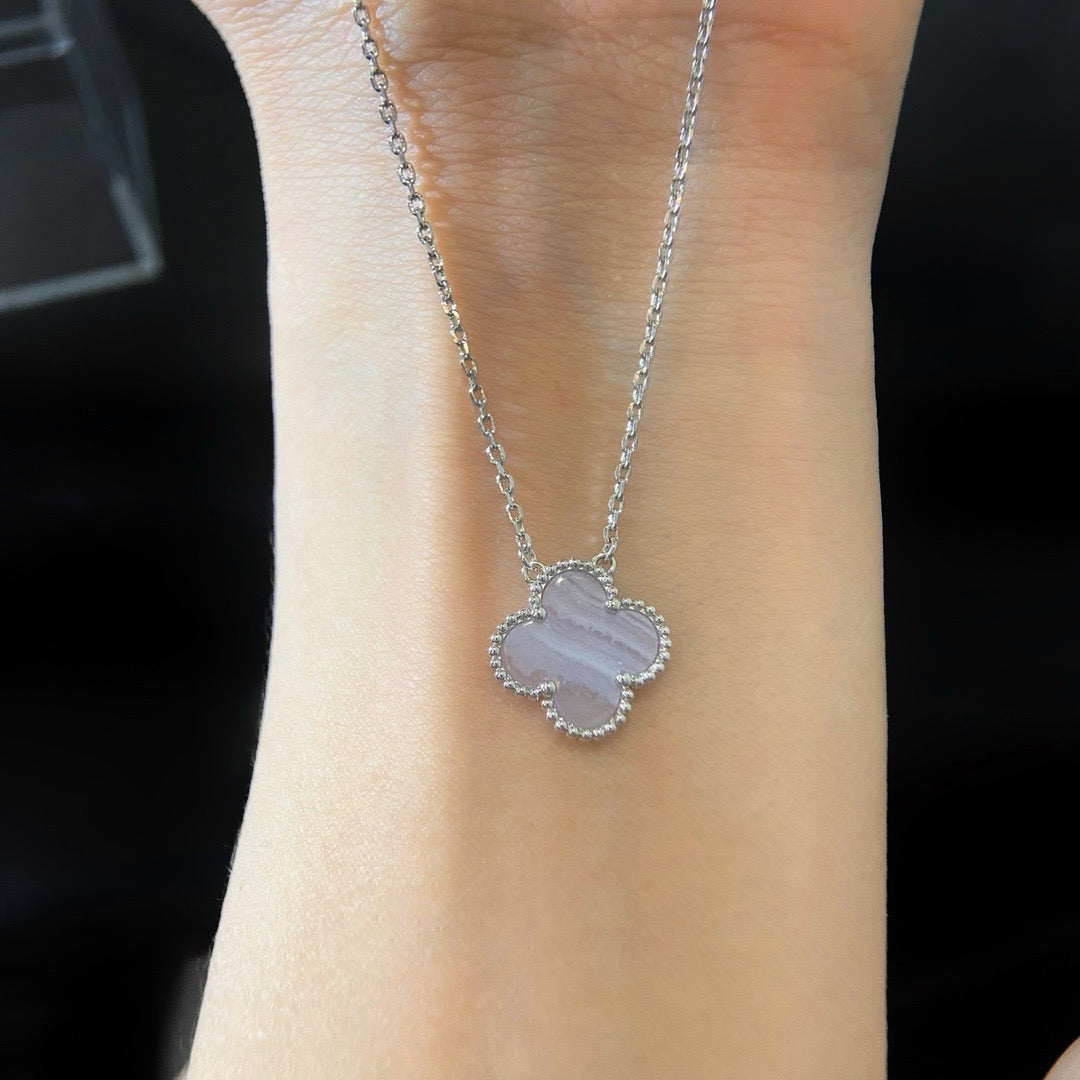 [Resenly Jewelry]CLOVER 15MM BLUE CHALCEDONY NECKLACE SILVER