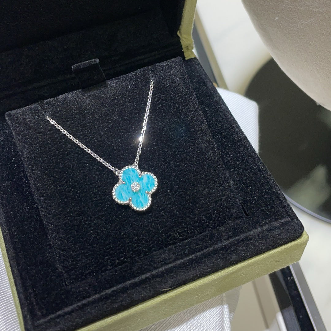 [Resenly Jewelry]CLOVER 15MM DIAMOND SVRES PORCELAIN  NECKLACE SILVER