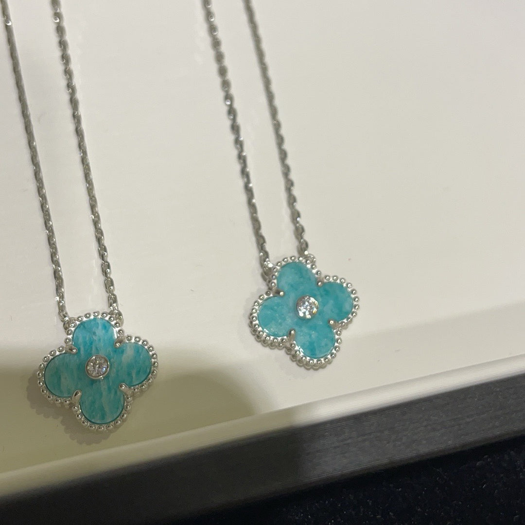 [Resenly Jewelry]CLOVER 15MM DIAMOND SVRES PORCELAIN  NECKLACE SILVER