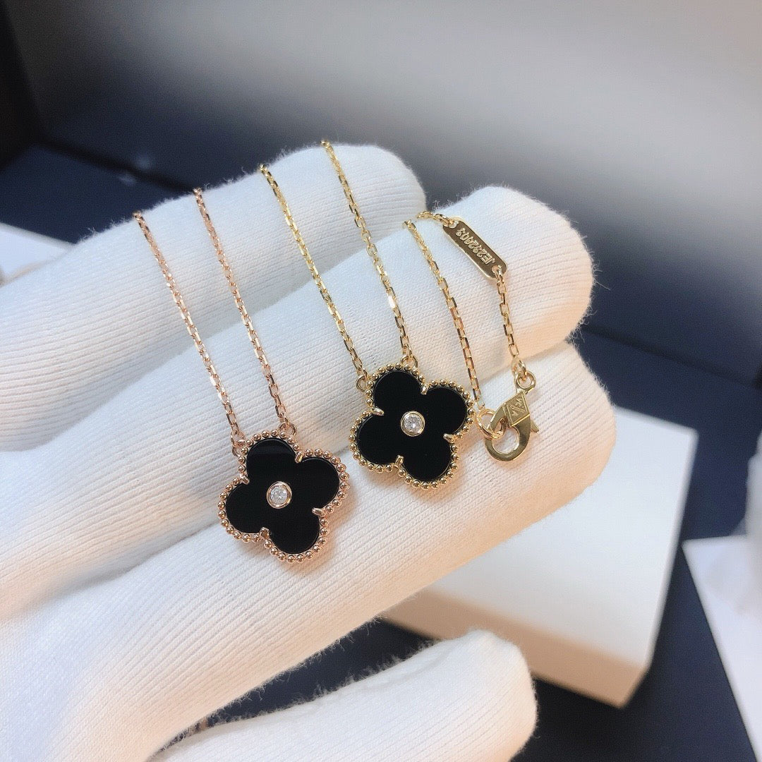 [Resenly Jewelry]CLOVER 15MM DIAMOND ONYX NECKLACE