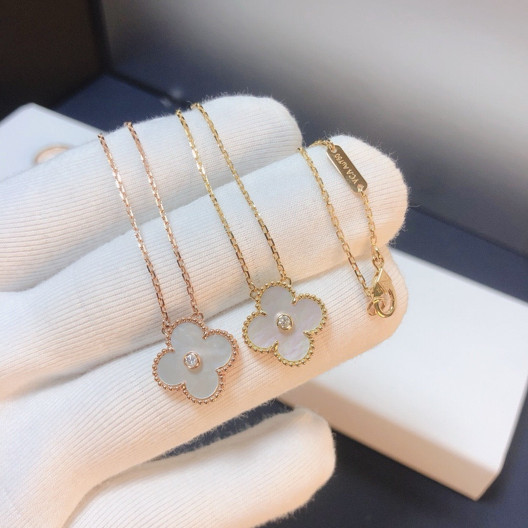 [Resenly Jewelry]CLOVER 15MM DIAMOND WHITE FRITILLARIA NECKLACE