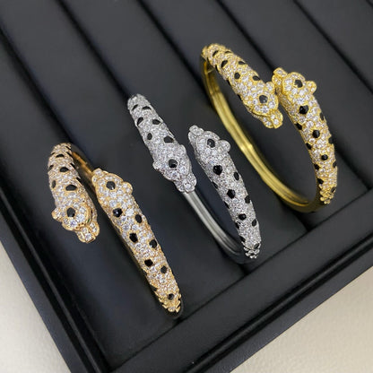 [Resenly Jewelry]PANTHERE DOUBLE HEADED HALF DIAMOND OPEN BRACELET