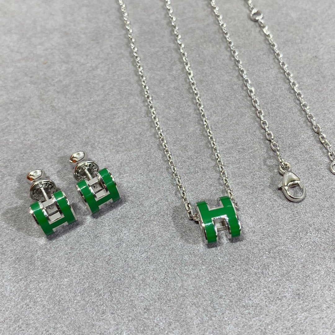 [Resenly Jewelry]POP H GREEN NECKLACE SILVER AND GOLD