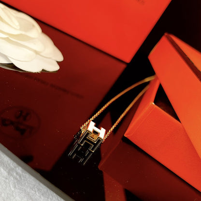 [Resenly Jewelry]H WHITE SQUARE GOLD NECKLACE