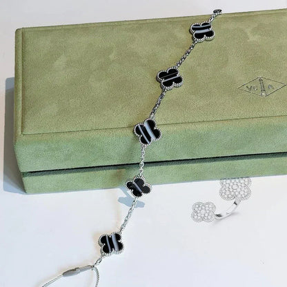 [Resenly Jewelry] CLOVER 5 MOTIF PULSAR STONE BRACELET COLLECTION