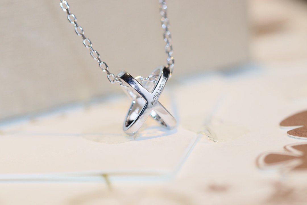 [Resenly Jewelry]JEUX DE DIAMOND NECKLACE