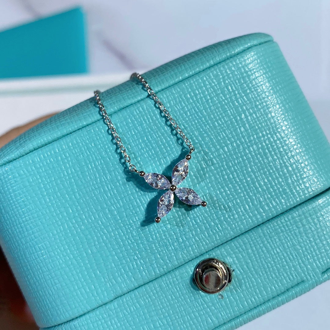 [Resenly Jewelry]PLATINUM AND DIAMOND VICTORIA PENDANT NECKLACE