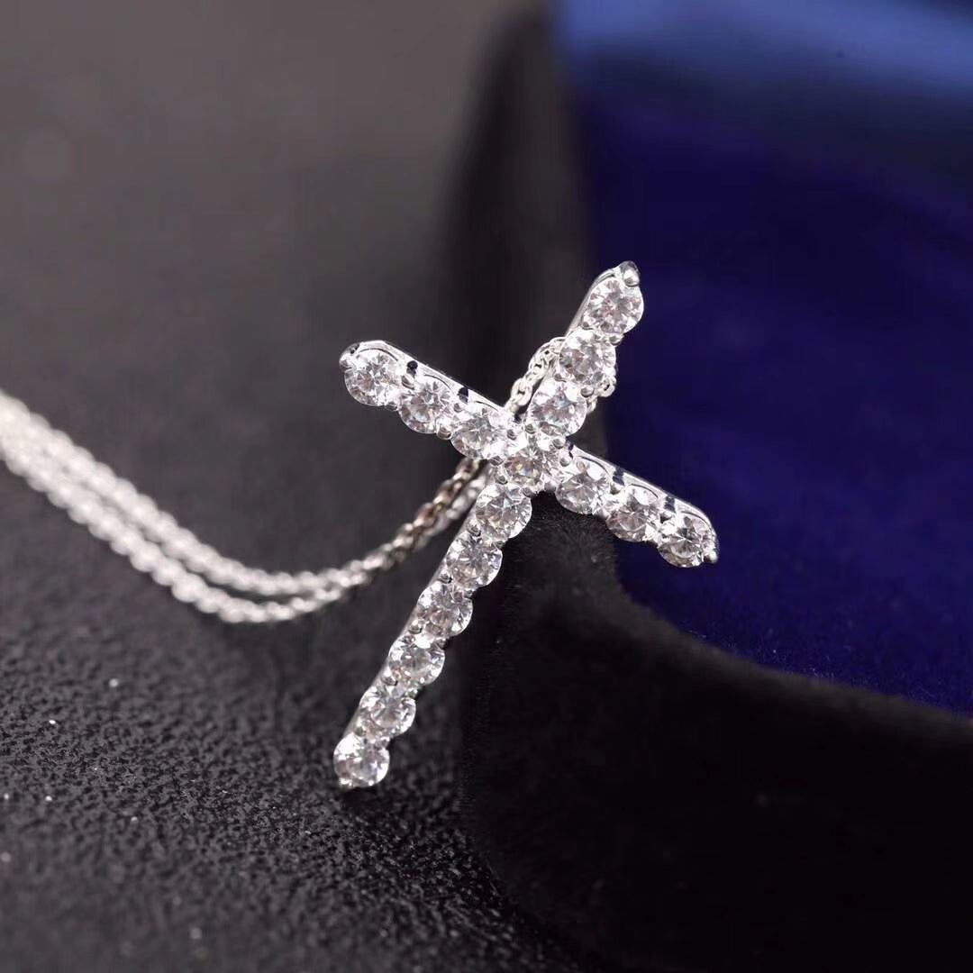 [Resenly Jewelry]MOISSANITE STONE CROSS PENDANT NECKLACE SIMULATED DIAMOND CROSS CHOKER