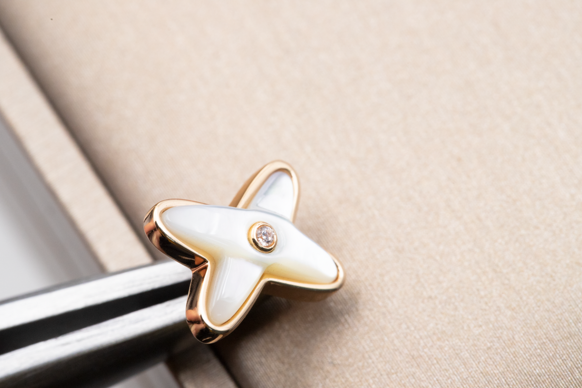 [Resenly Jewelry]JEUX DE WHITE MOP ROSE GOLD DIAMOND EARRINGS