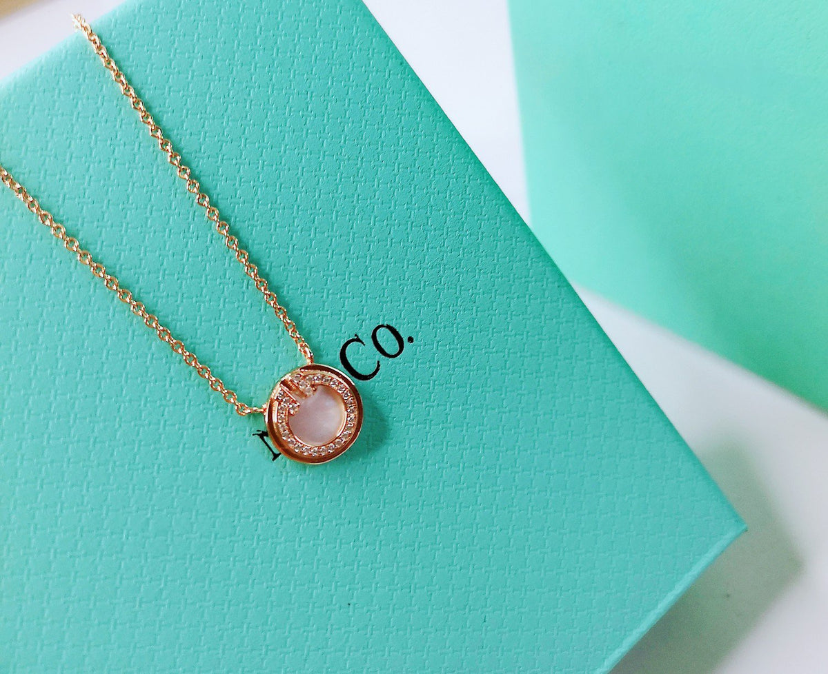 [Resenly Jewelry]DIAMOND AND MOTHER PEARL CIRCLE NECKLACE PENDANT