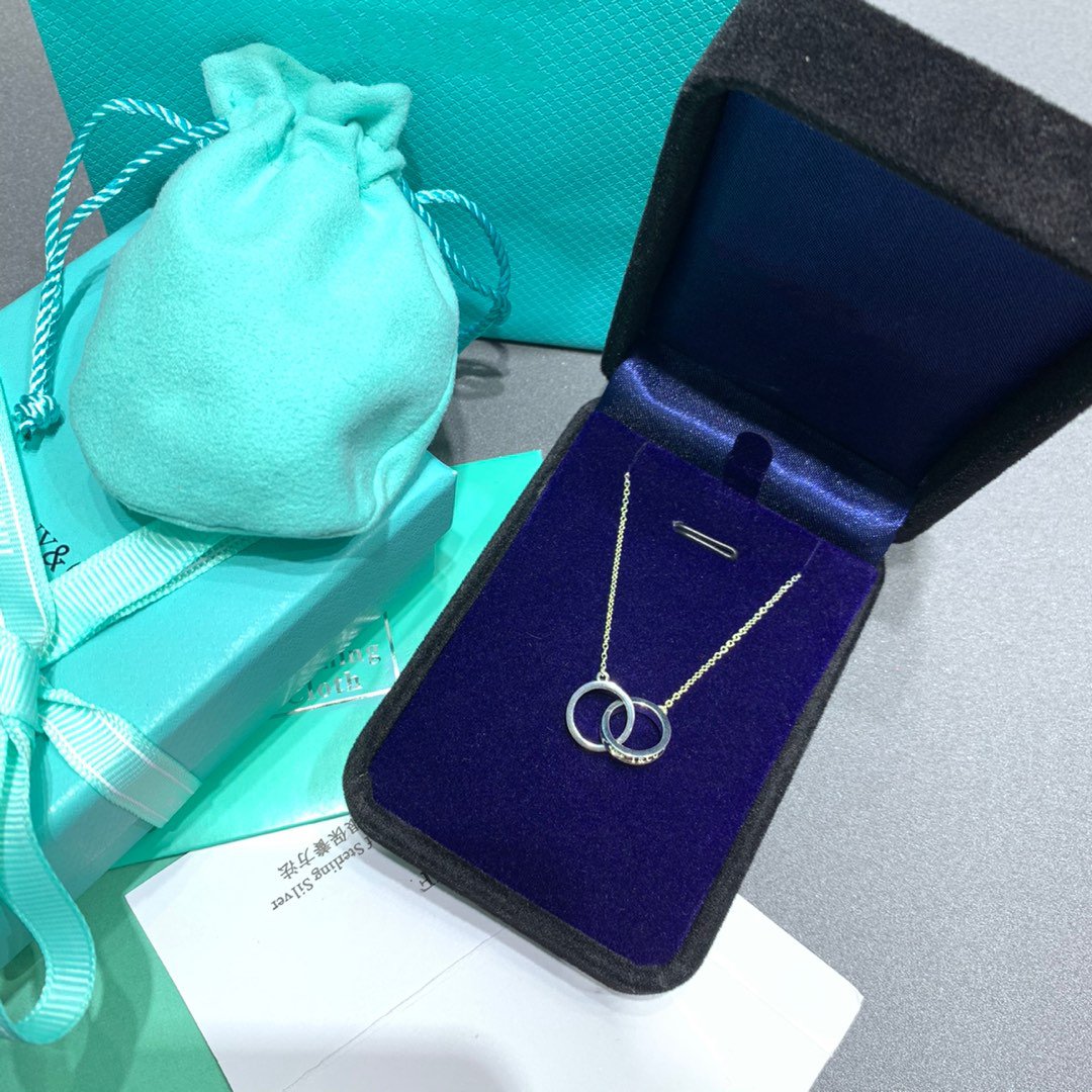 [Resenly Jewelry]INTERLOCKING CIRCLES PENDANT SILVER SMALL NECKLACE