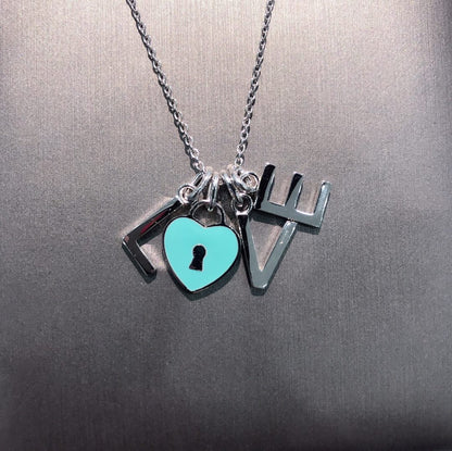 [Resenly Jewelry]COLLAR LOVE PLATA NECKLACE