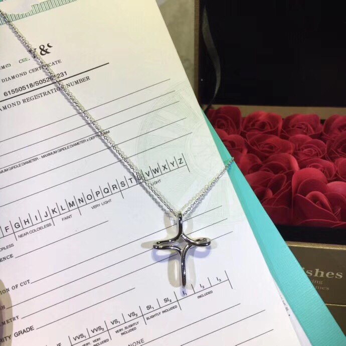 [Resenly Jewelry]CROSS NECKLACE STERLING SILVER MATERIAL