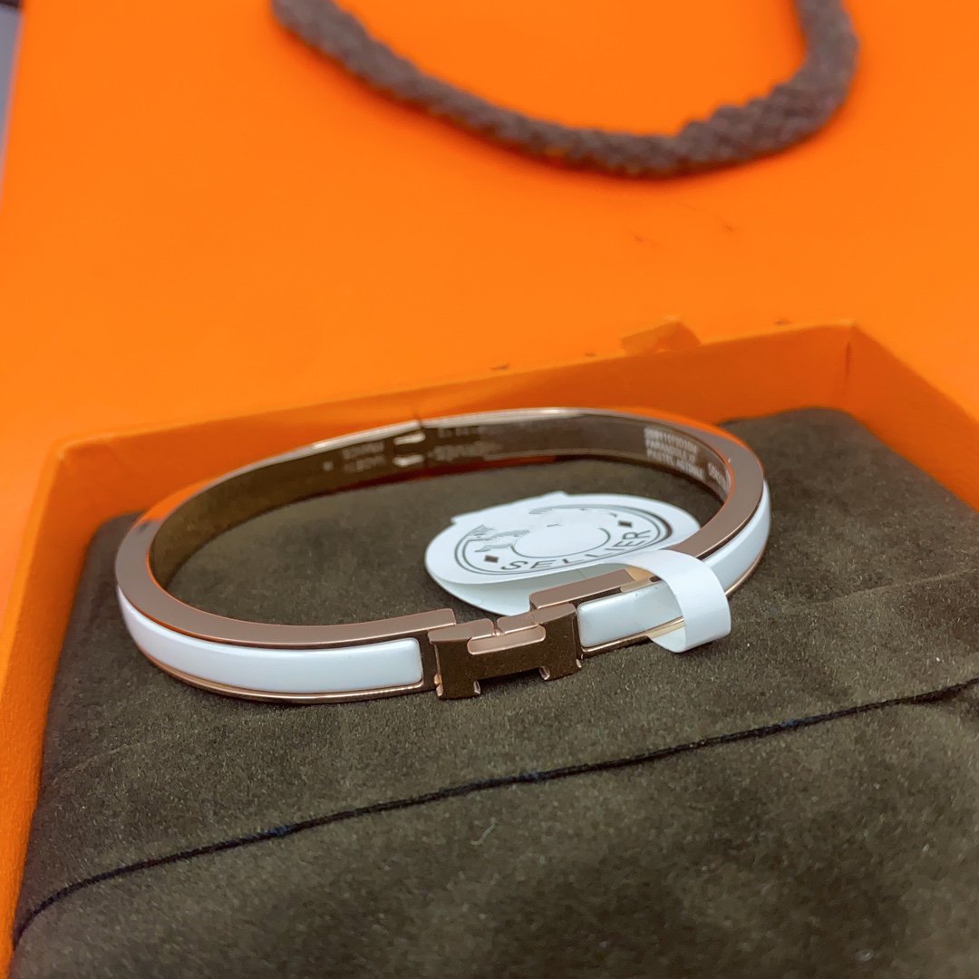 [Resenly Jewelry]CLASSIC HM CLIC WHITE 8MM ENAMEL BRACELET