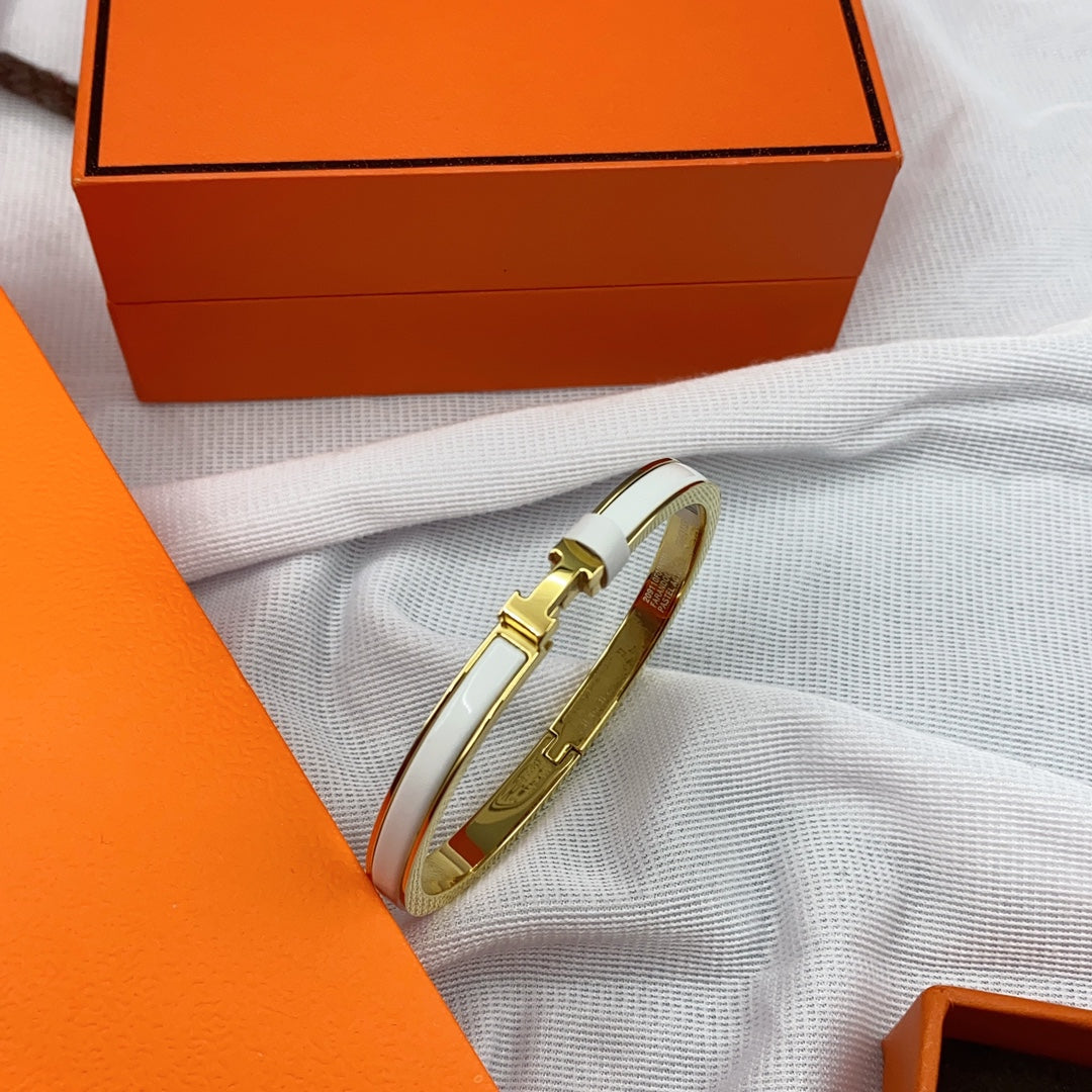 [Resenly Jewelry]CLASSIC HM CLIC WHITE 8MM ENAMEL BRACELET