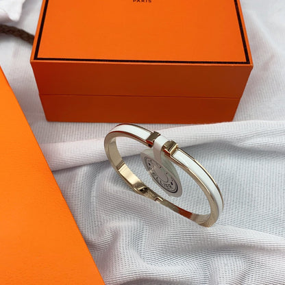 [Resenly Jewelry]CLASSIC HM CLIC WHITE 8MM ENAMEL BRACELET