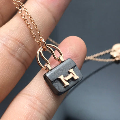 [Resenly Jewelry]WOMEN'S HM AMULETTES CONSTANCE PENDANT NECKLACE